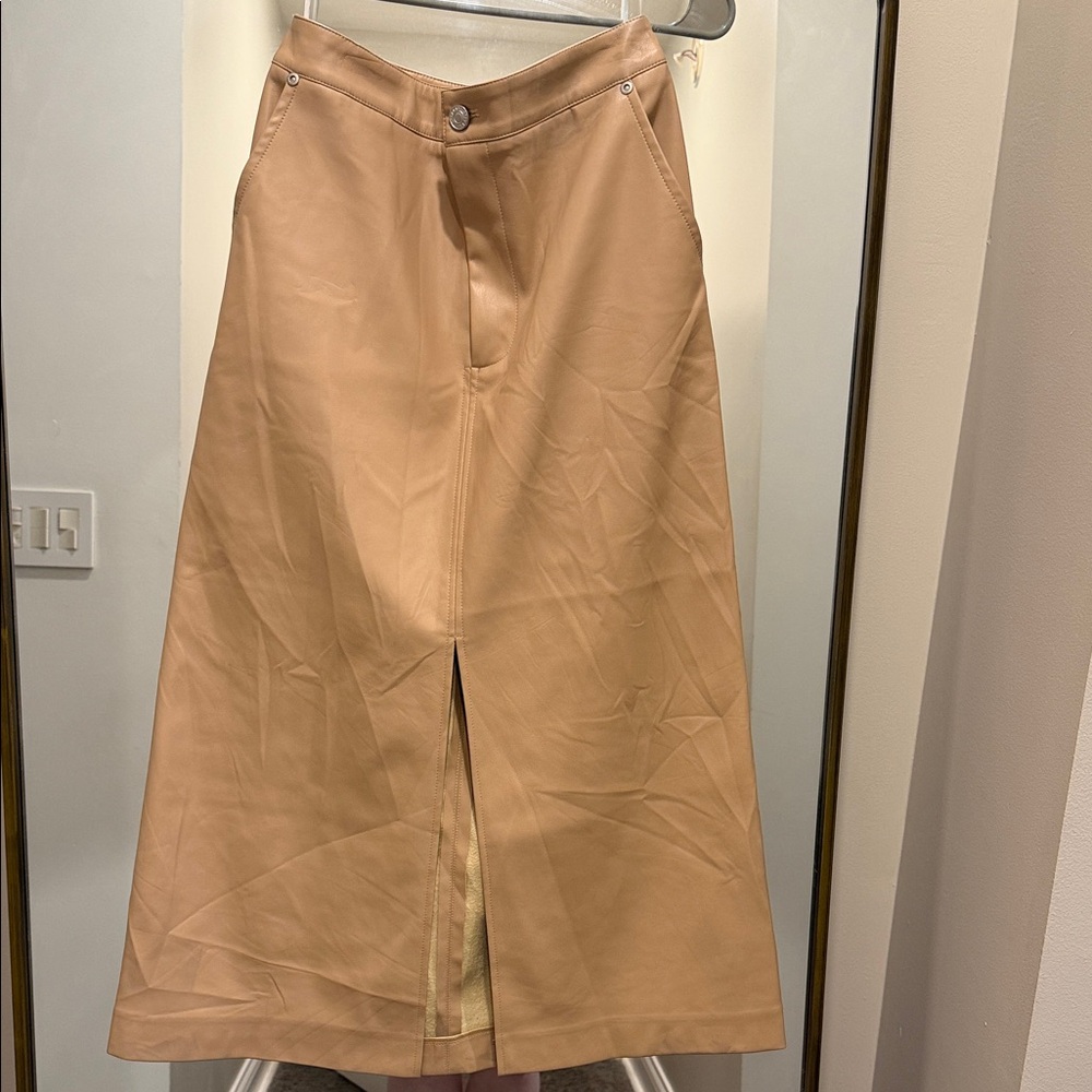 Hyacinth House taupe Midi Pencil Skirt with Front Slit Small (Flawed Gem) - Picture 6 of 9